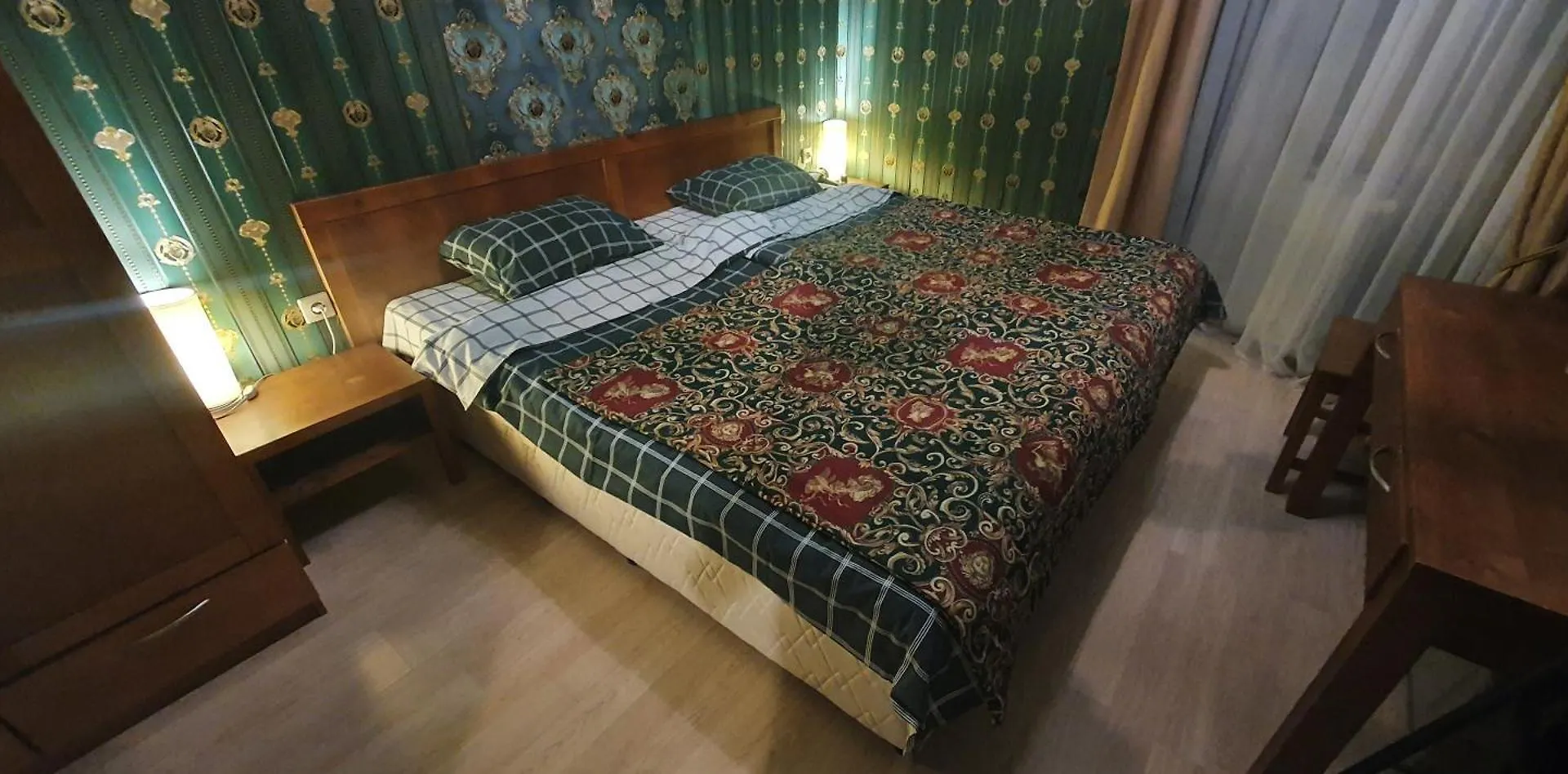 Harriet Hill Designer Bansko Apartment